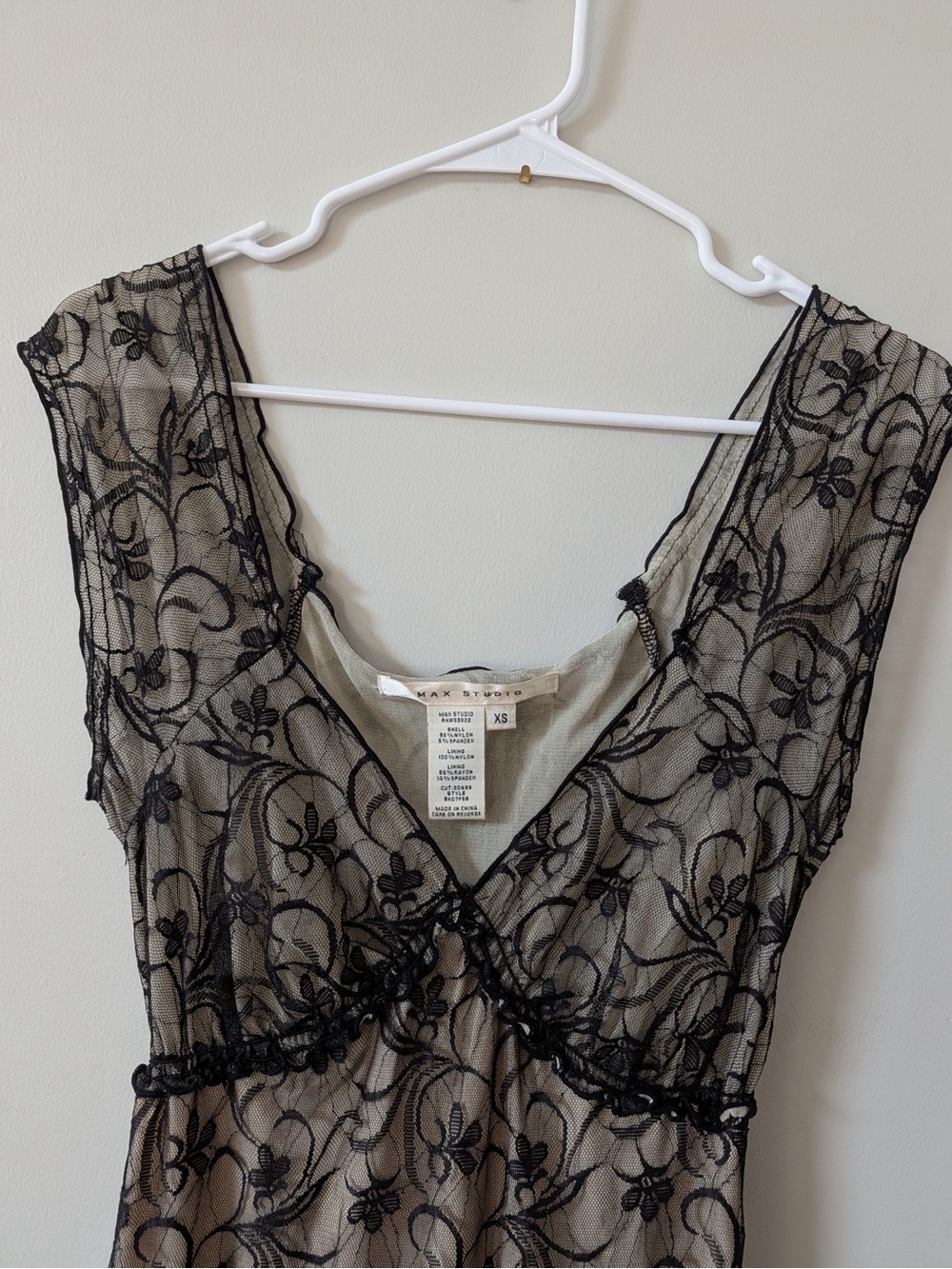 Max Studio Black Lace Overlay Nude/Tan Chemise Slip - Picture 2 of 7